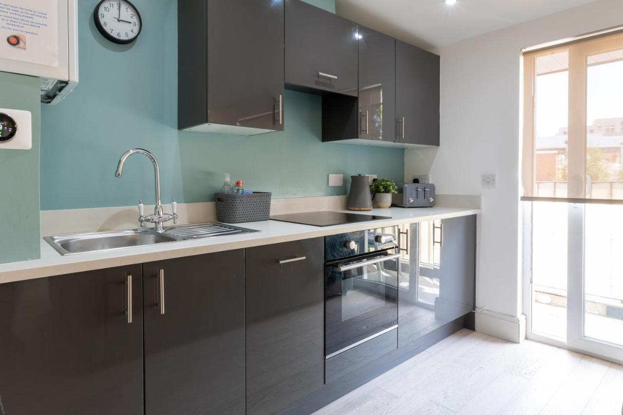 Cosy One Bedroom Apartments With Free Evening Parking Southampton Exterior foto